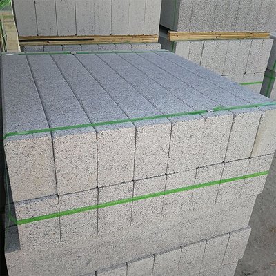 芝麻灰路缘石 石材立缘石 100x35x15花岗岩道沿石